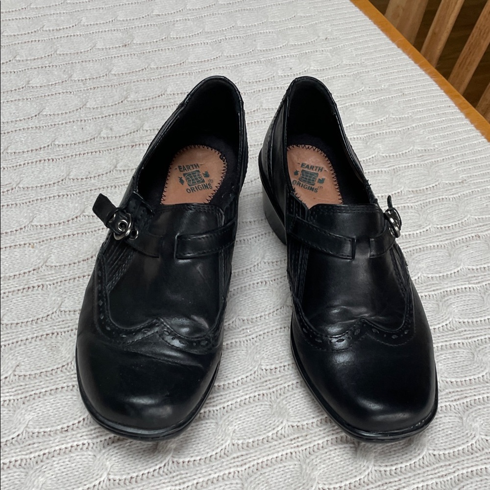 Earth Origins Sz 7.5 Womens "Carma 2" Black Wingtip Leather Slip On Shoes - Picture 6 of 15